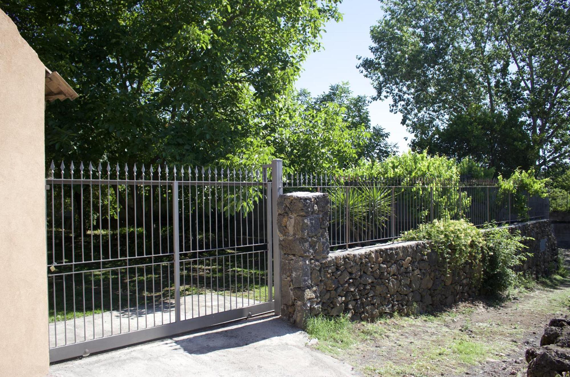 Вілла Domus Vini Сан-Джованні-ла-Пунта Екстер'єр фото